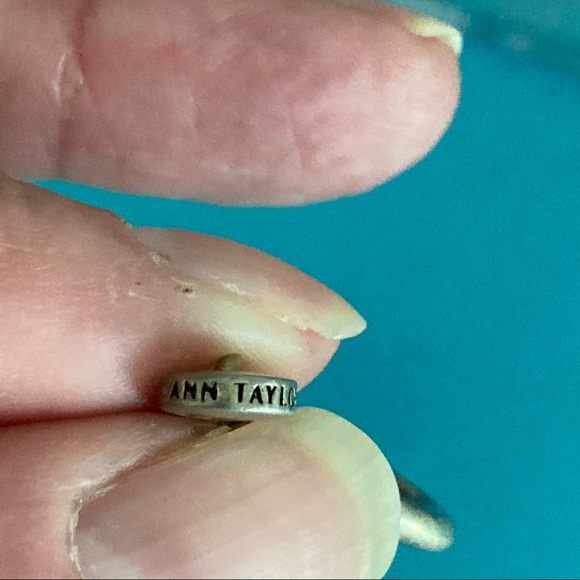 ANN TAYLOR LOFT WOMENS COSTUME SILVER RHINESTONE BRACELET - Picture 6 of 7